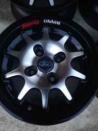 https://img.olx.com.br/thumbs256x256/32/326503870848881.jpg