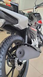 https://img.olx.com.br/thumbs256x256/32/327522375433488.jpg