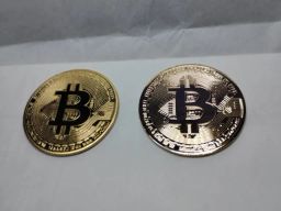 https://img.olx.com.br/thumbs256x256/32/327537751303762.jpg