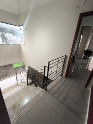 https://img.olx.com.br/thumbs256x256/32/327598767028778.jpg