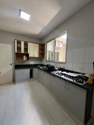 https://img.olx.com.br/thumbs256x256/32/328578759862263.jpg