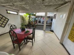 https://img.olx.com.br/thumbs256x256/33/330532511429828.jpg