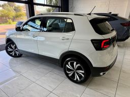 https://img.olx.com.br/thumbs256x256/33/330667203846901.jpg