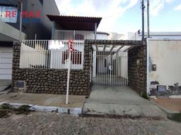 Título do anúncio: Casa para alugar, 260 m² por R$ 2.500,00/mês - Centro - Guanambi/BA