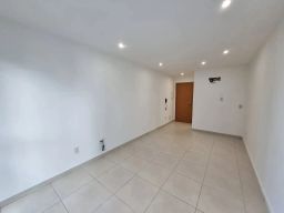 https://img.olx.com.br/thumbs256x256/33/331587528380653.jpg