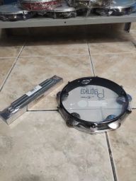https://img.olx.com.br/thumbs256x256/33/332453774965123.jpg