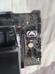 https://img.olx.com.br/thumbs256x256/33/332576870707606.jpg