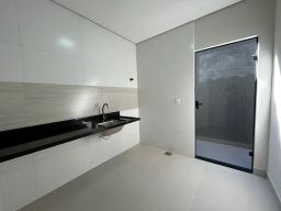 https://img.olx.com.br/thumbs256x256/33/332603798653716.jpg