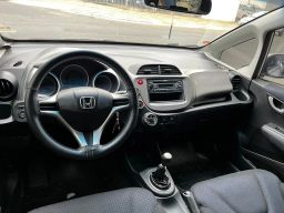 https://img.olx.com.br/thumbs256x256/33/332635798244185.jpg
