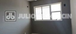 https://img.olx.com.br/thumbs256x256/33/333504409933829.jpg