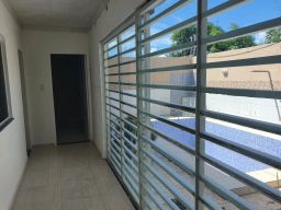 https://img.olx.com.br/thumbs256x256/33/333547044875728.jpg