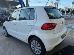 https://img.olx.com.br/thumbs256x256/33/335502371261125.jpg