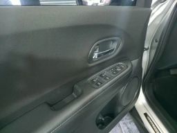 https://img.olx.com.br/thumbs256x256/33/336637336538871.jpg