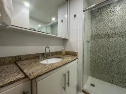 https://img.olx.com.br/thumbs256x256/33/337561157957589.jpg