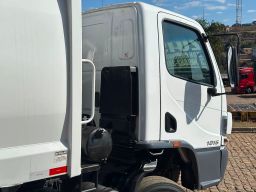 https://img.olx.com.br/thumbs256x256/33/337631303136634.jpg