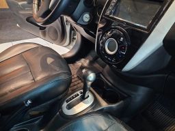 https://img.olx.com.br/thumbs256x256/33/338560871952295.jpg