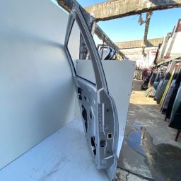 https://img.olx.com.br/thumbs256x256/33/339478488249792.jpg