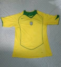 Título do anúncio: Camisa do Brasil 2004 tamanho G  