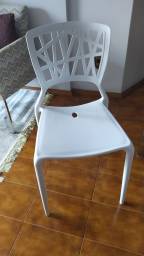 Título do anúncio: Cadeiras de PVC.