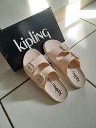 Título do anúncio: Kipling Flat
