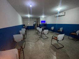 https://img.olx.com.br/thumbs256x256/34/344531640943450.jpg