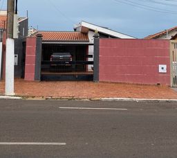Título do anúncio: Casa em ótima Localização - Ponto Comercial - Rondonópolis 