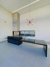 https://img.olx.com.br/thumbs256x256/34/346572285390651.jpg