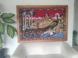 Título do anúncio: Quadro de tapete persa com Moldura de madeira,medindo 1,25x1,75m