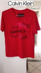 Título do anúncio: 1 T-shirt CALVIN KLEIN Tam M vermelha original SALE 80,00