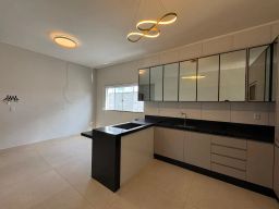 https://img.olx.com.br/thumbs256x256/35/351570649527671.jpg