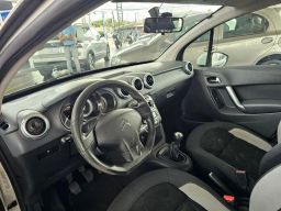 https://img.olx.com.br/thumbs256x256/35/351673788351355.jpg
