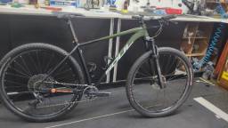 Título do anúncio: Bicicleta Soul SL929 Verde Boost GX Lunar 10X52T 19" Usada