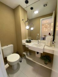 https://img.olx.com.br/thumbs256x256/35/353528526720026.jpg
