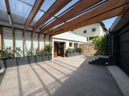 https://img.olx.com.br/thumbs256x256/35/353561765120091.jpg