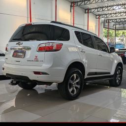https://img.olx.com.br/thumbs256x256/35/356656674737229.jpg