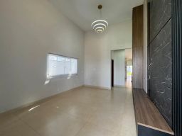 https://img.olx.com.br/thumbs256x256/35/357554280259471.jpg