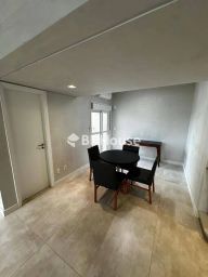 https://img.olx.com.br/thumbs256x256/35/358593517700033.jpg