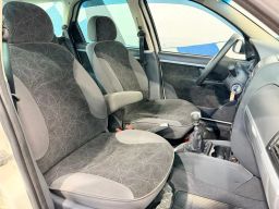https://img.olx.com.br/thumbs256x256/35/358676782947321.jpg