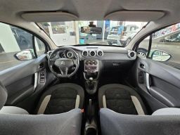 https://img.olx.com.br/thumbs256x256/35/358682782985571.jpg