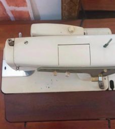 https://img.olx.com.br/thumbs256x256/35/359581030023276.jpg