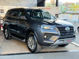 https://img.olx.com.br/thumbs256x256/36/360676561982644.jpg