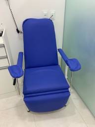 Título do anúncio: Cadeira para Laboratório - Coleta de Sangue - R$1.600,00