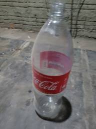 Título do anúncio: Vasilhame de Coca-Cola 2 lts retornáveis, 