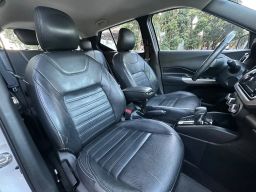 https://img.olx.com.br/thumbs256x256/36/362692201438844.jpg