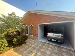 Título do anúncio: Casa à venda no São Geraldo com 3 dormitórios sendo 1 suíte, amplo quintal, 162,98 m² de á