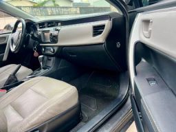 https://img.olx.com.br/thumbs256x256/36/364688323375440.jpg