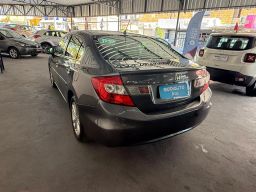 https://img.olx.com.br/thumbs256x256/36/365604170725648.jpg