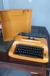 Título do anúncio: Máquina de escrever remington 12
