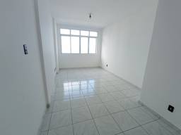 Título do anúncio: Kitnet com 1 dormitório para alugar, 40 m² por R$ 1.499,98/mês - José Menino - Santos/SP