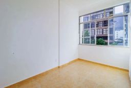 https://img.olx.com.br/thumbs256x256/36/368514401631337.jpg